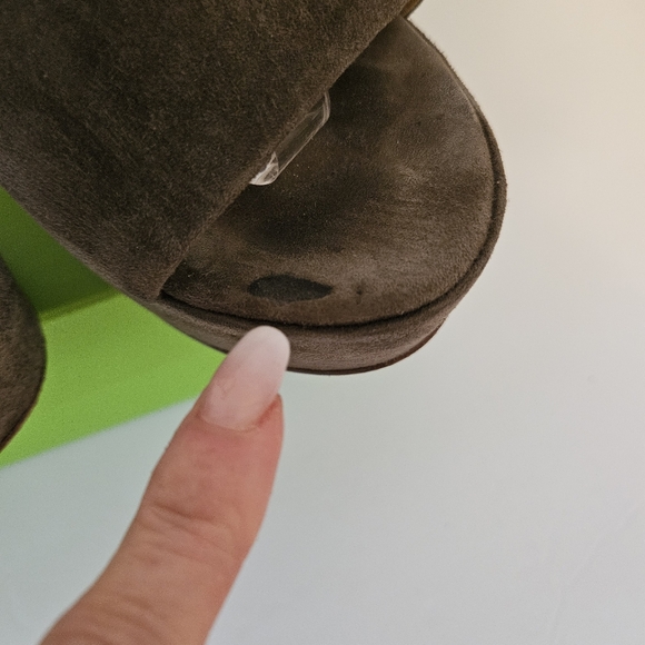 Splendid Sage/Army green suede platform wedge Sandals w/ankle strap.  Size 7.5 - Picture 14 of 15